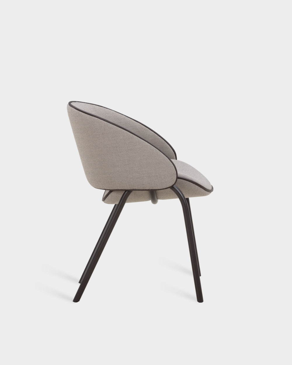 Folium Dining Chair - With leather piping - Fiord col. 262