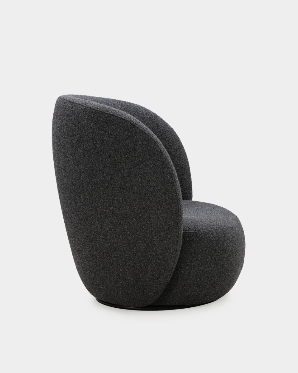 Ovata Lounge Chair - High Back - Cuddle col. 08