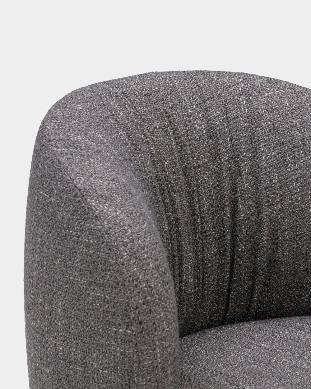 Ovata Lounge Chair - Small - Alma col. 04