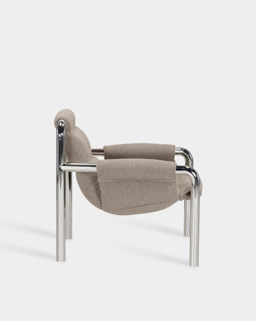 Atli Lounge Chair - Chrome-plated legs - Cuddle col. 04