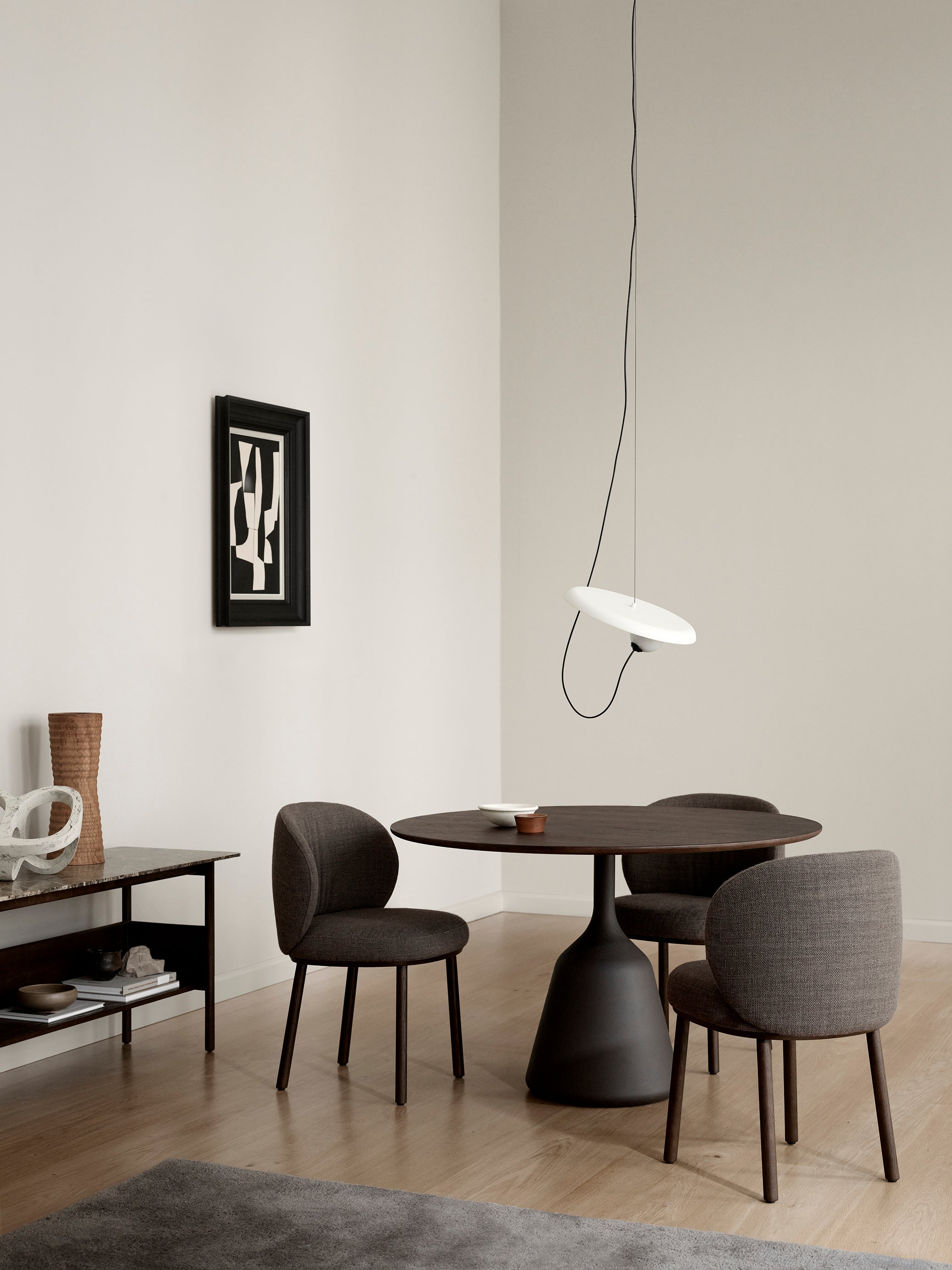 Coin Dining Table - Ø120 - Brown oak