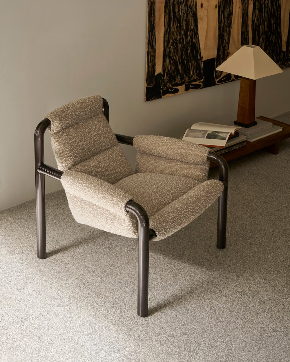 Atli Lounge Chair - Dark grey lacquered legs - Cuddle col. 06