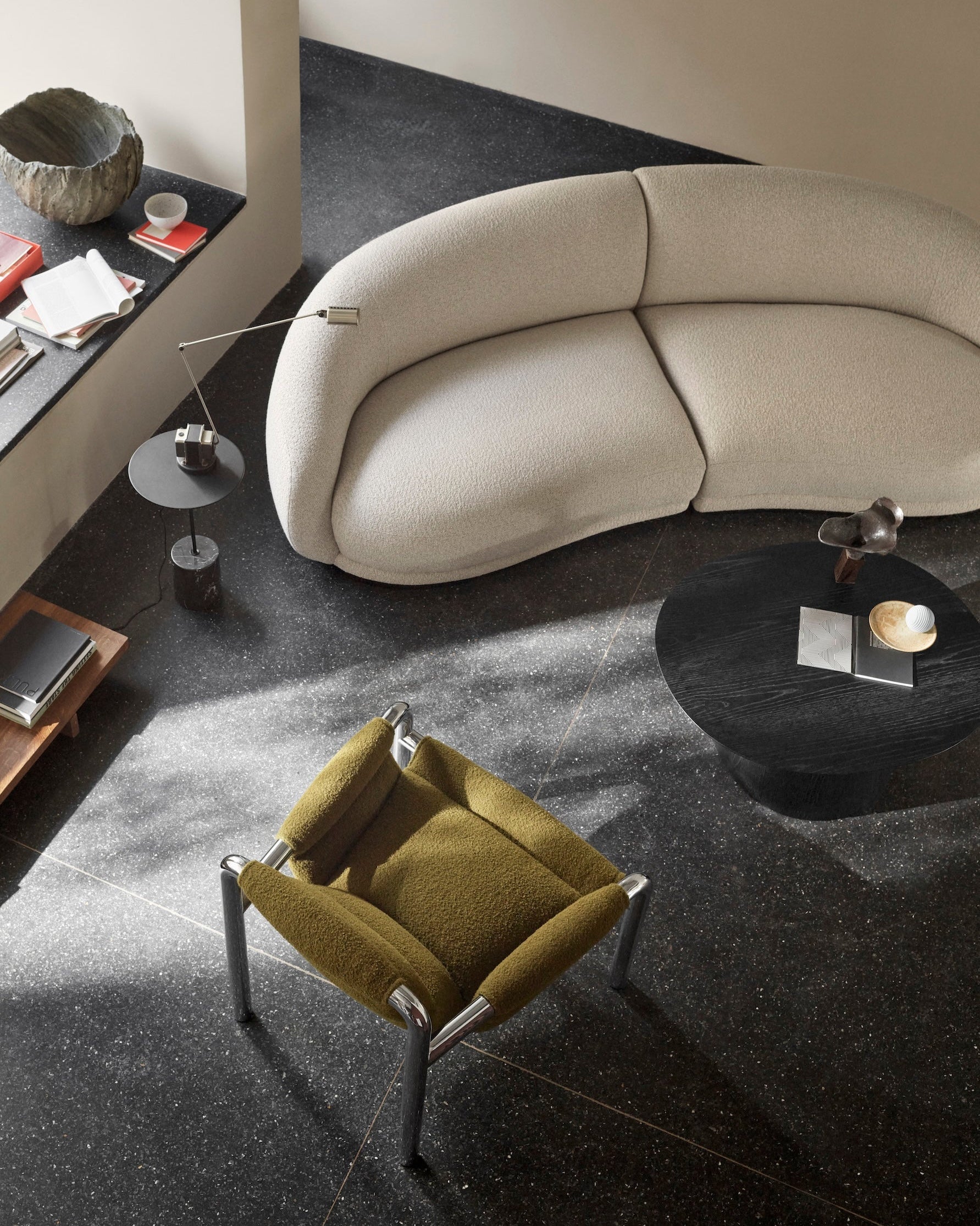 Montholon Curved - 3-seater - Bosa col. 04